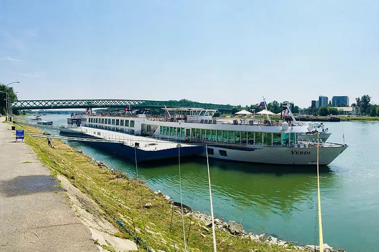 Images of MN Verdi